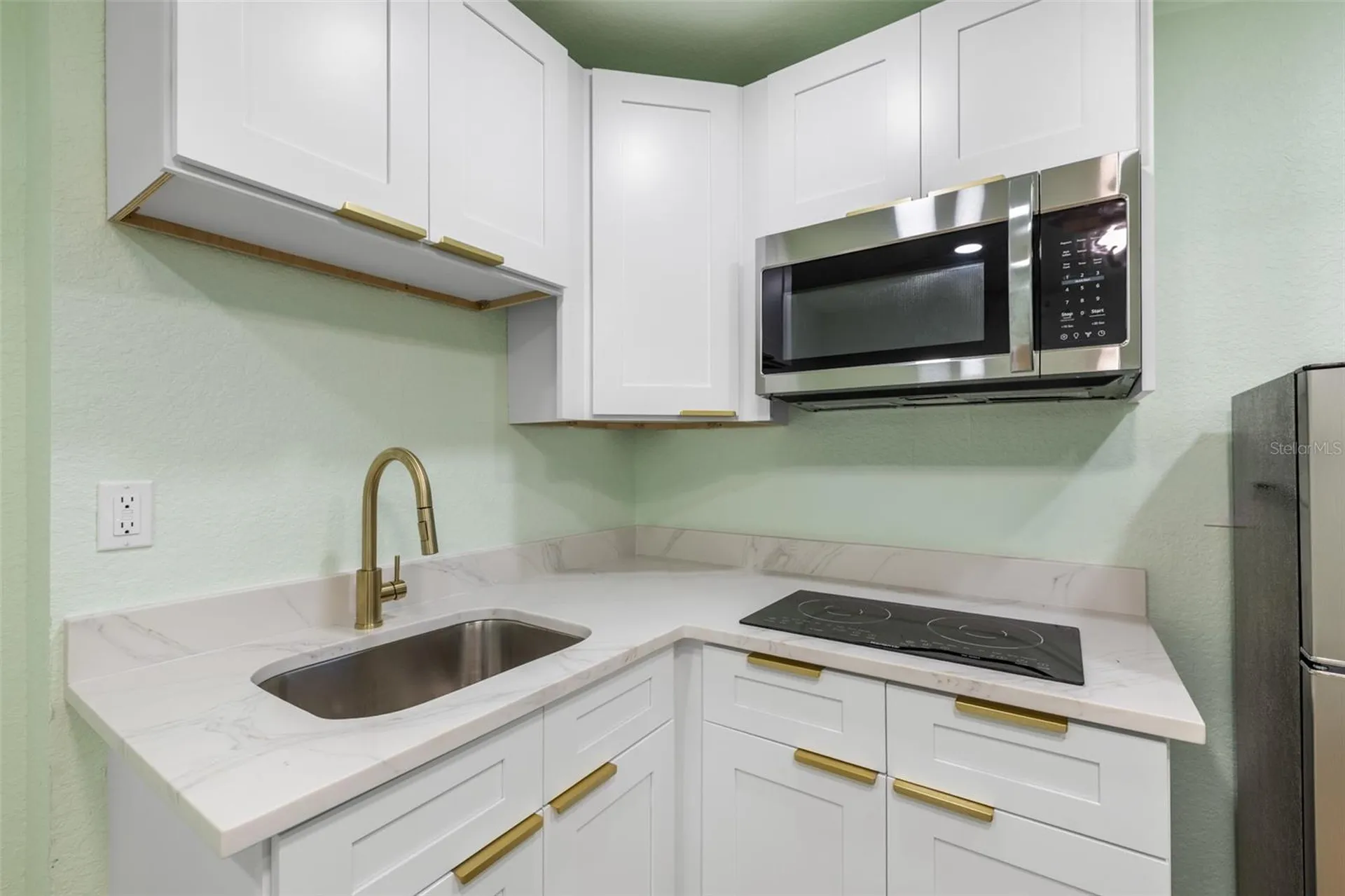 5538 6th Avenue N St Petersburg FL 33710