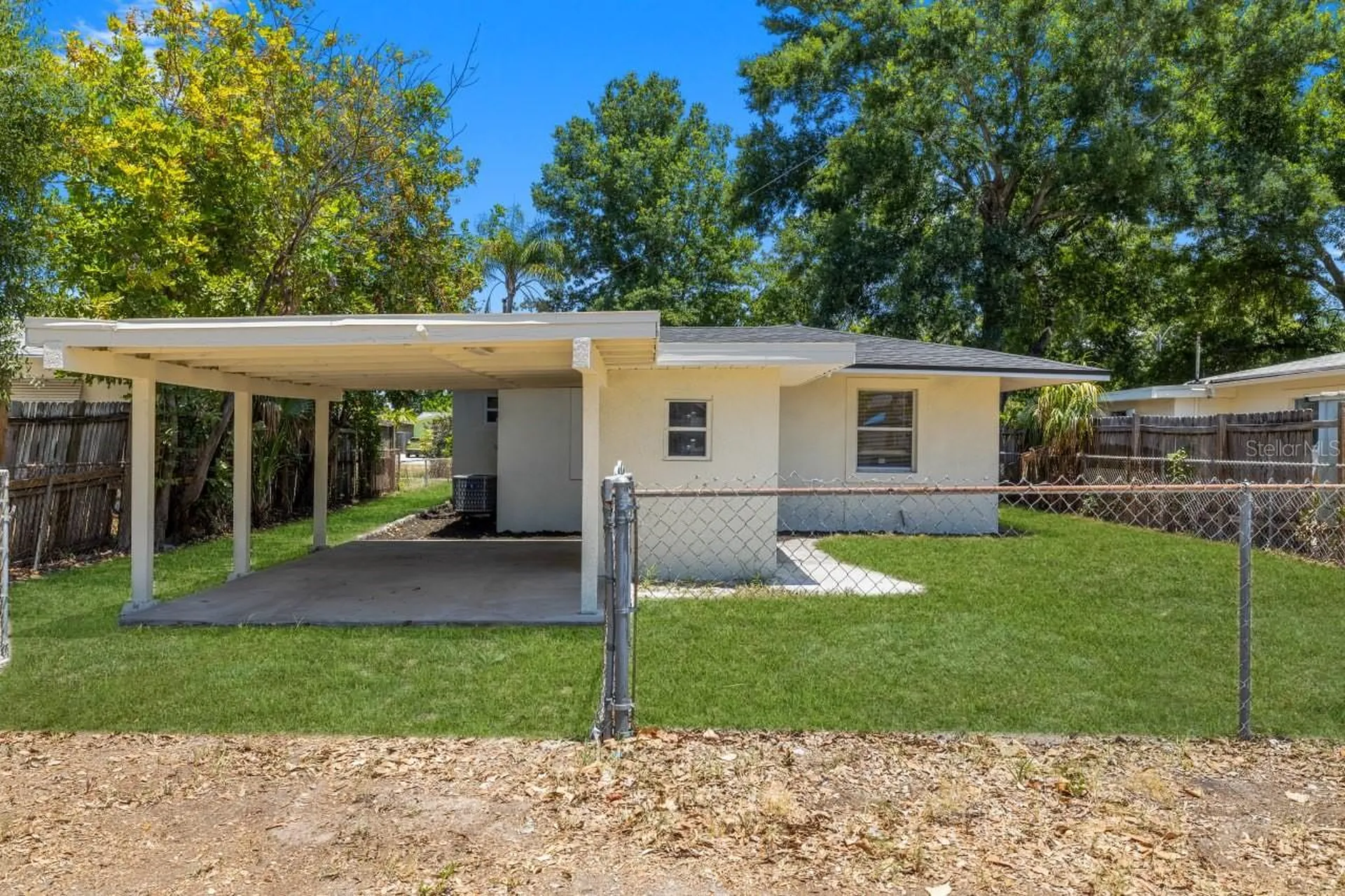 5538 6th Avenue N St Petersburg FL 33710