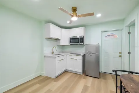 5538 6th Avenue N St Petersburg FL 33710