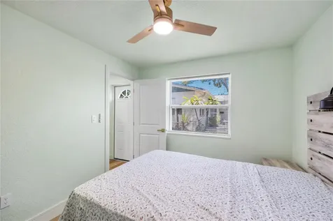 5538 6th Avenue N St Petersburg FL 33710