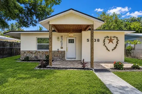 5538 6th Avenue N St Petersburg FL 33710
