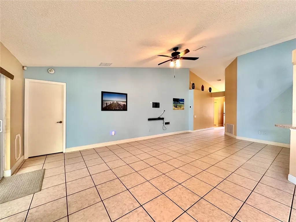 1650 Navigator Lane Tarpon Springs FL 34689