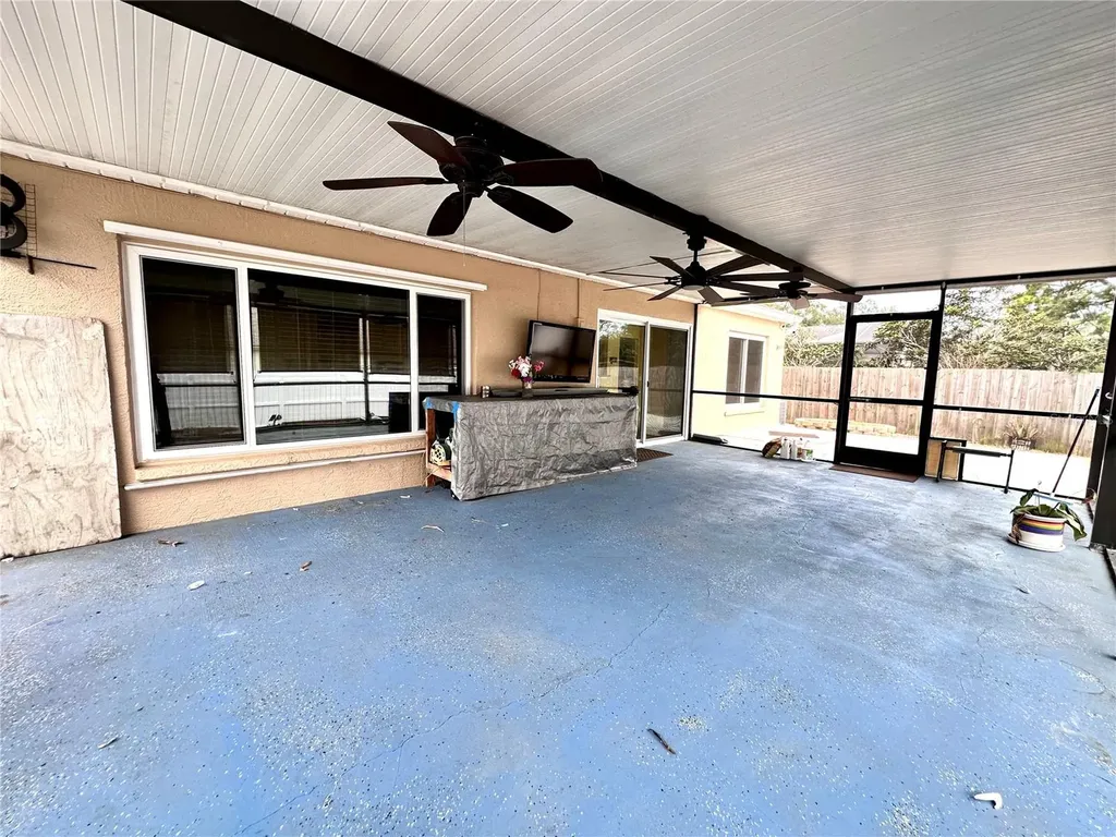 1650 Navigator Lane Tarpon Springs FL 34689