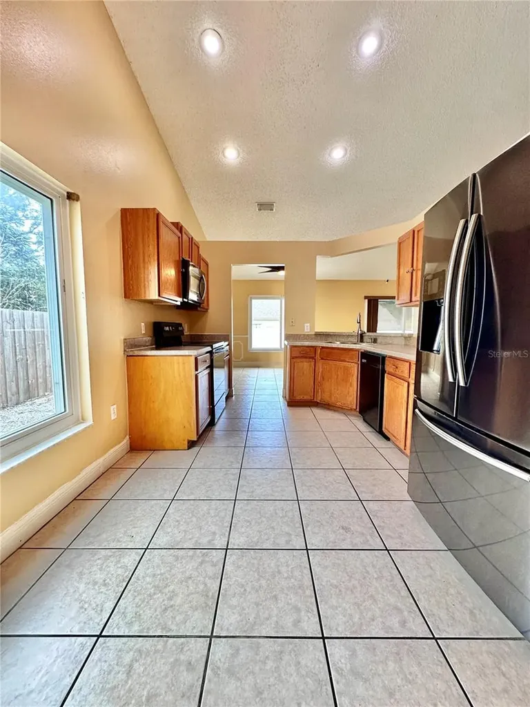 1650 Navigator Lane Tarpon Springs FL 34689