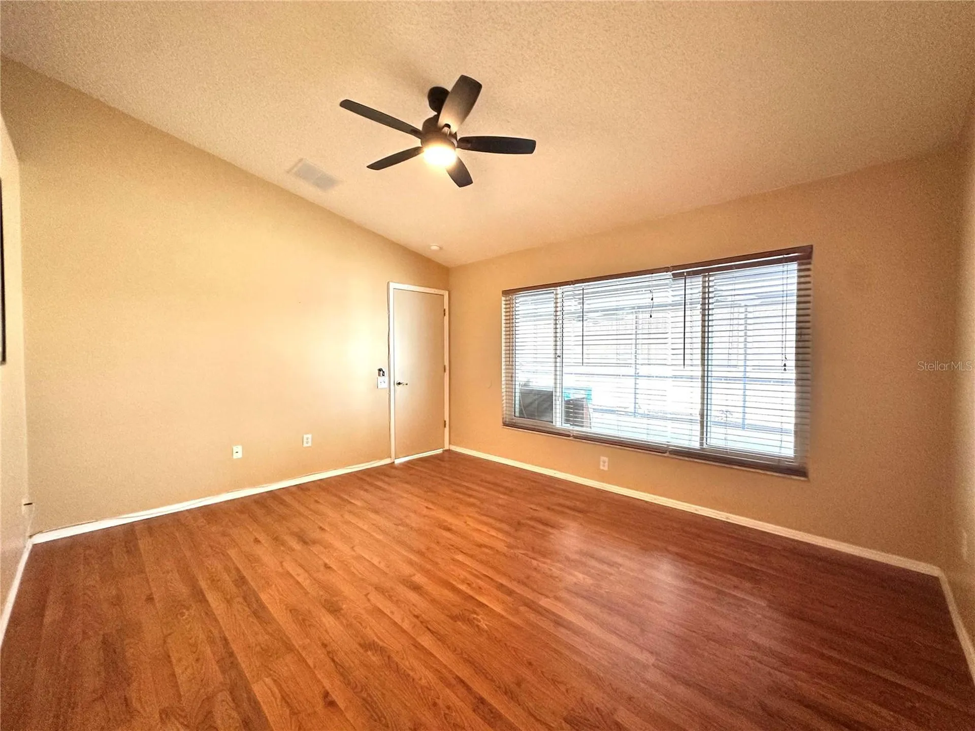 1650 Navigator Lane Tarpon Springs FL 34689