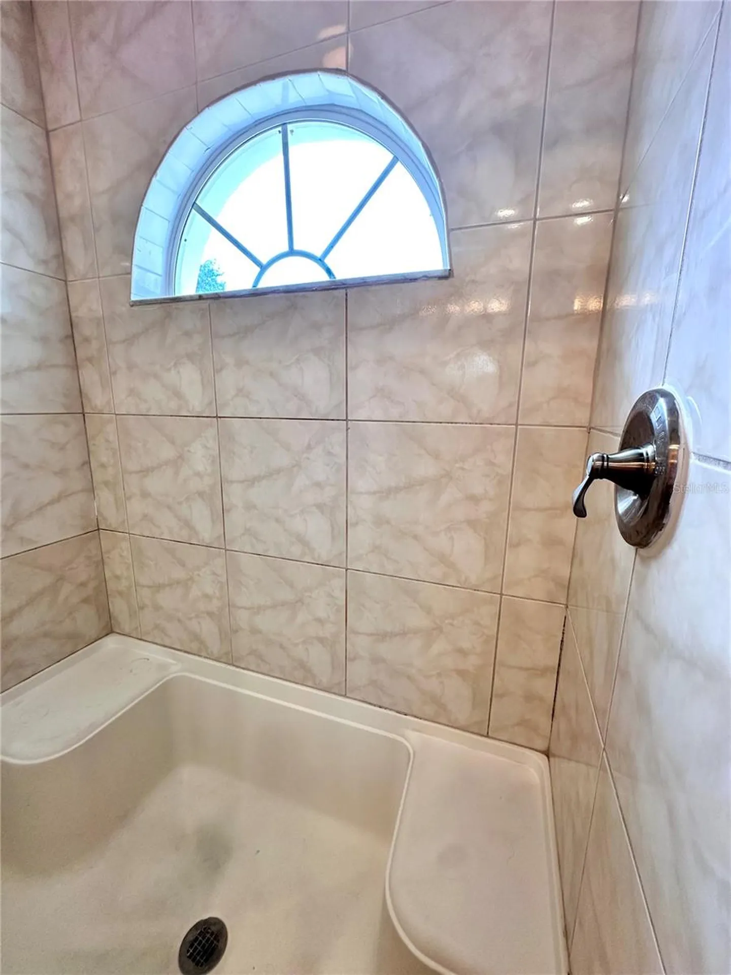1650 Navigator Lane Tarpon Springs FL 34689