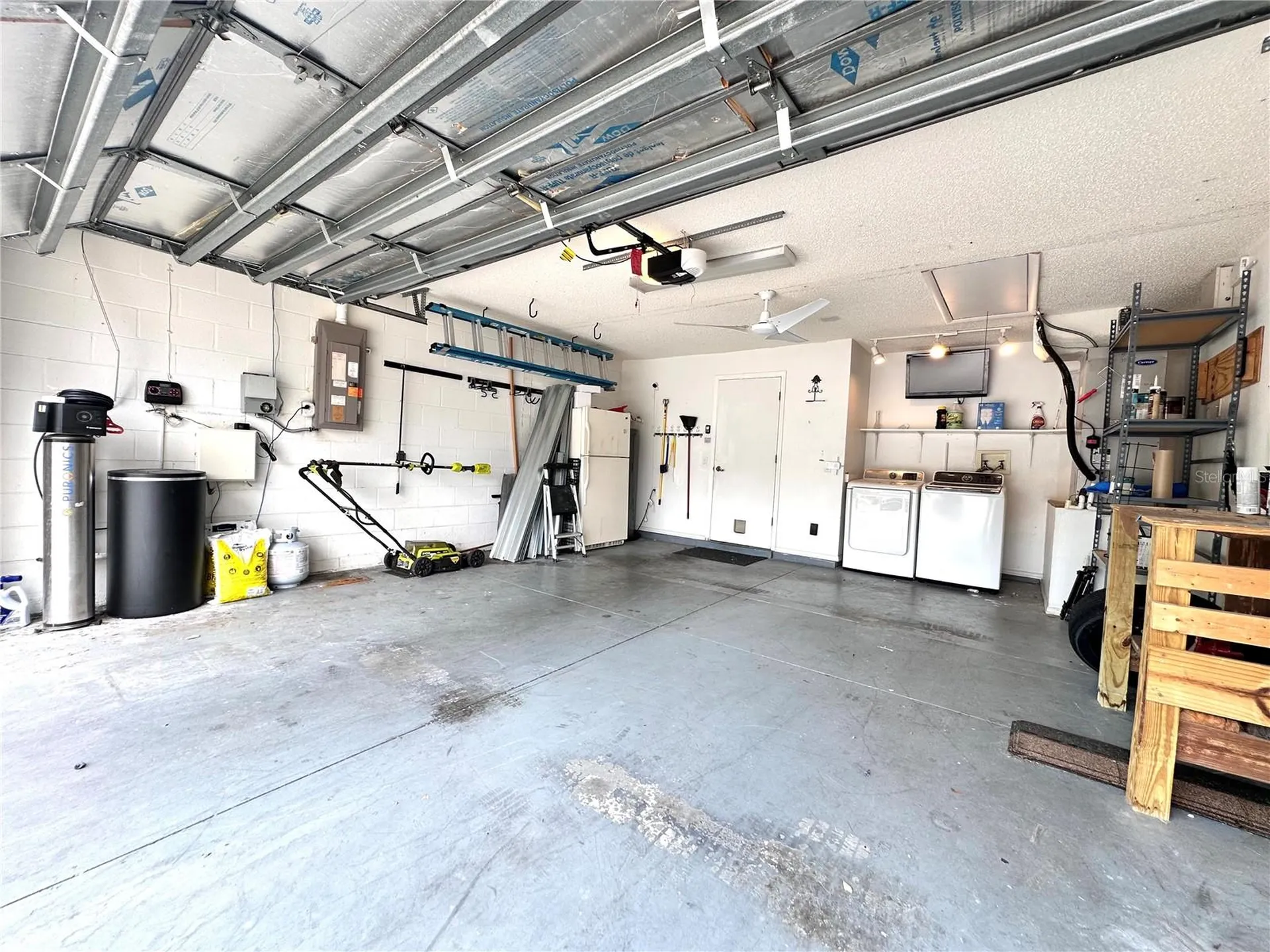 1650 Navigator Lane Tarpon Springs FL 34689