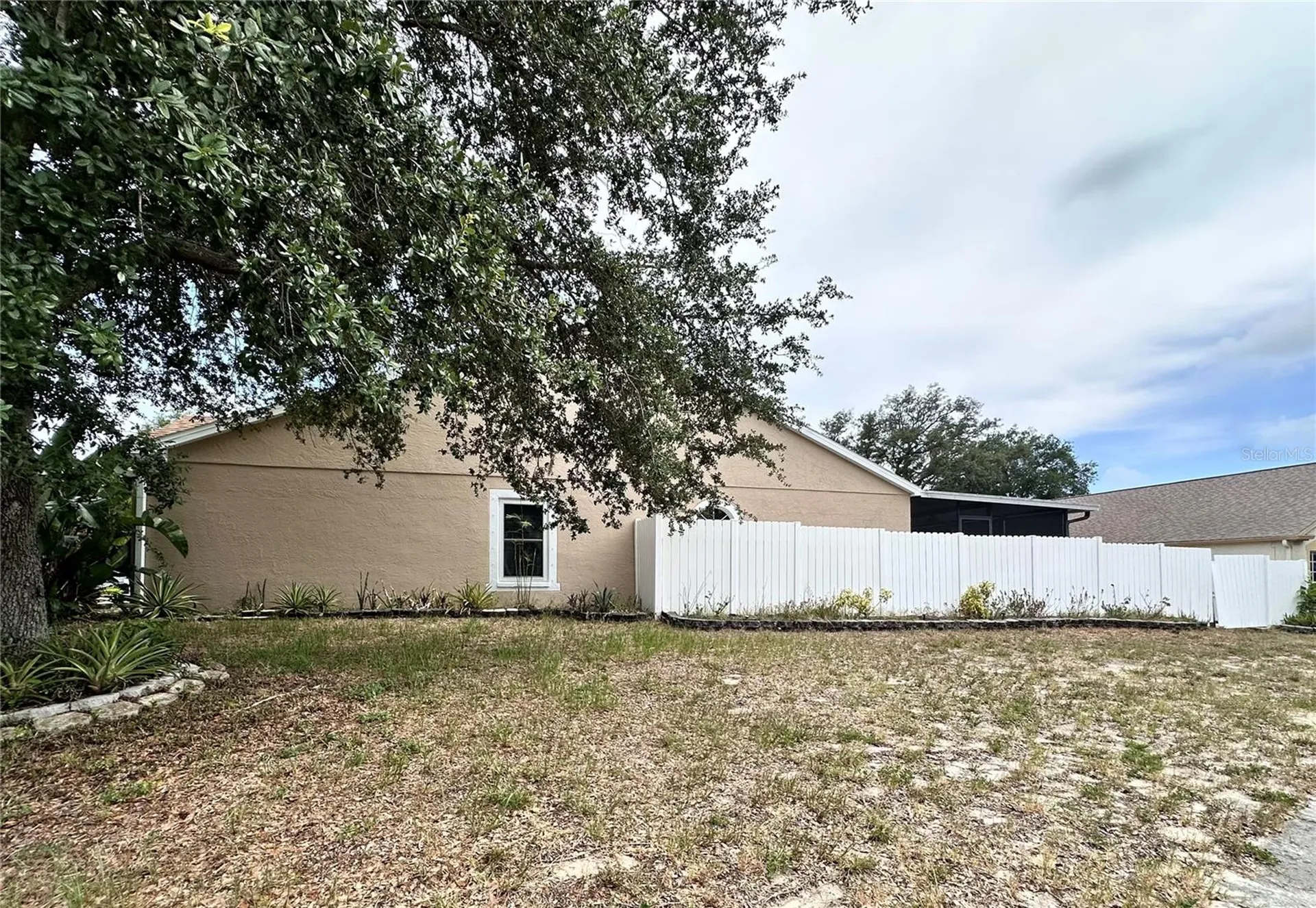 1650 Navigator Lane Tarpon Springs FL 34689