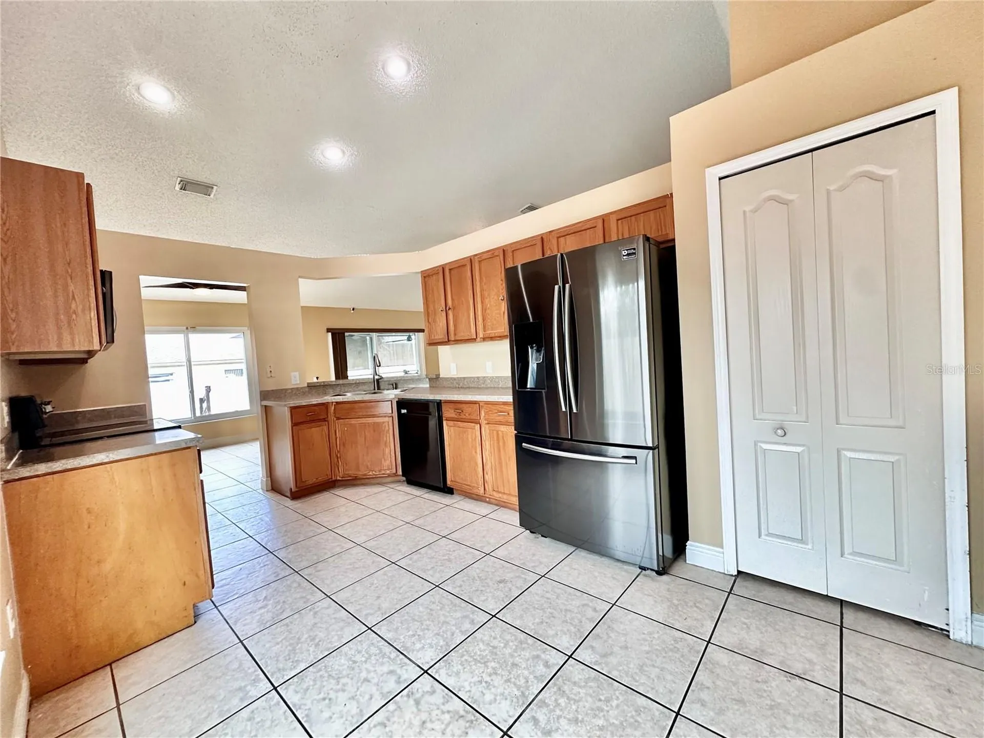 1650 Navigator Lane Tarpon Springs FL 34689