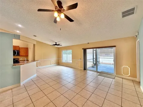 1650 Navigator Lane Tarpon Springs FL 34689