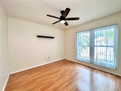 1650 Navigator Lane Tarpon Springs FL 34689
