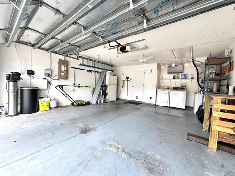 1650 Navigator Lane Tarpon Springs FL 34689