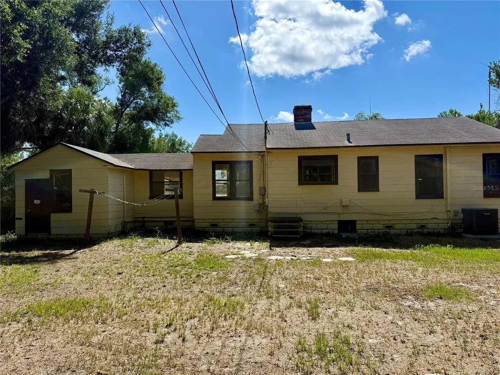 2015 20th Street S St Petersburg FL 33712