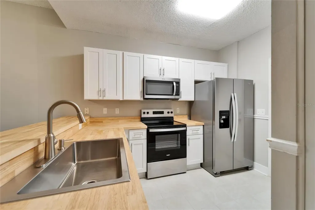 1032 Radison Avenue Sun City Center FL 33573
