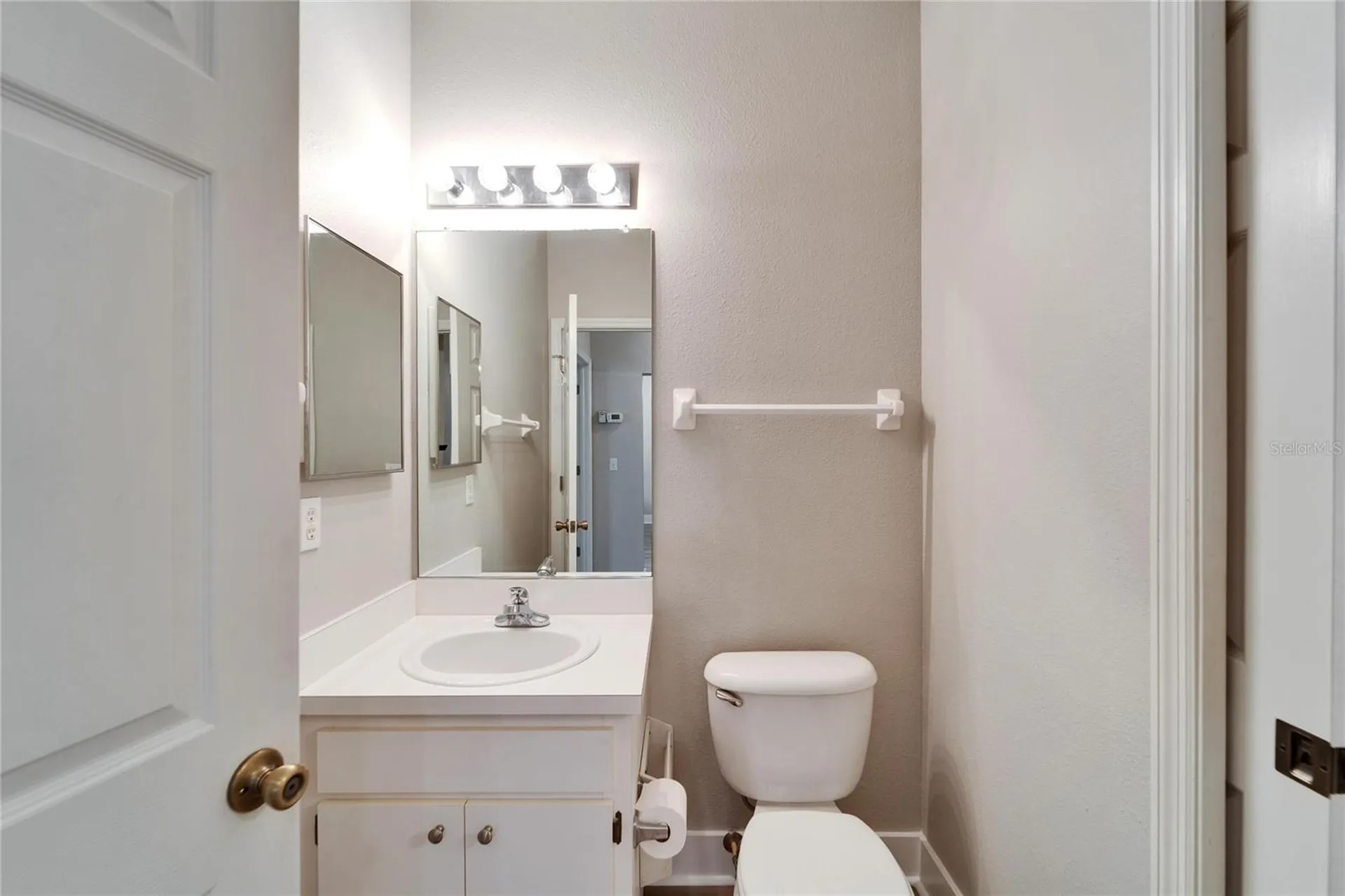 1032 Radison Avenue Sun City Center FL 33573