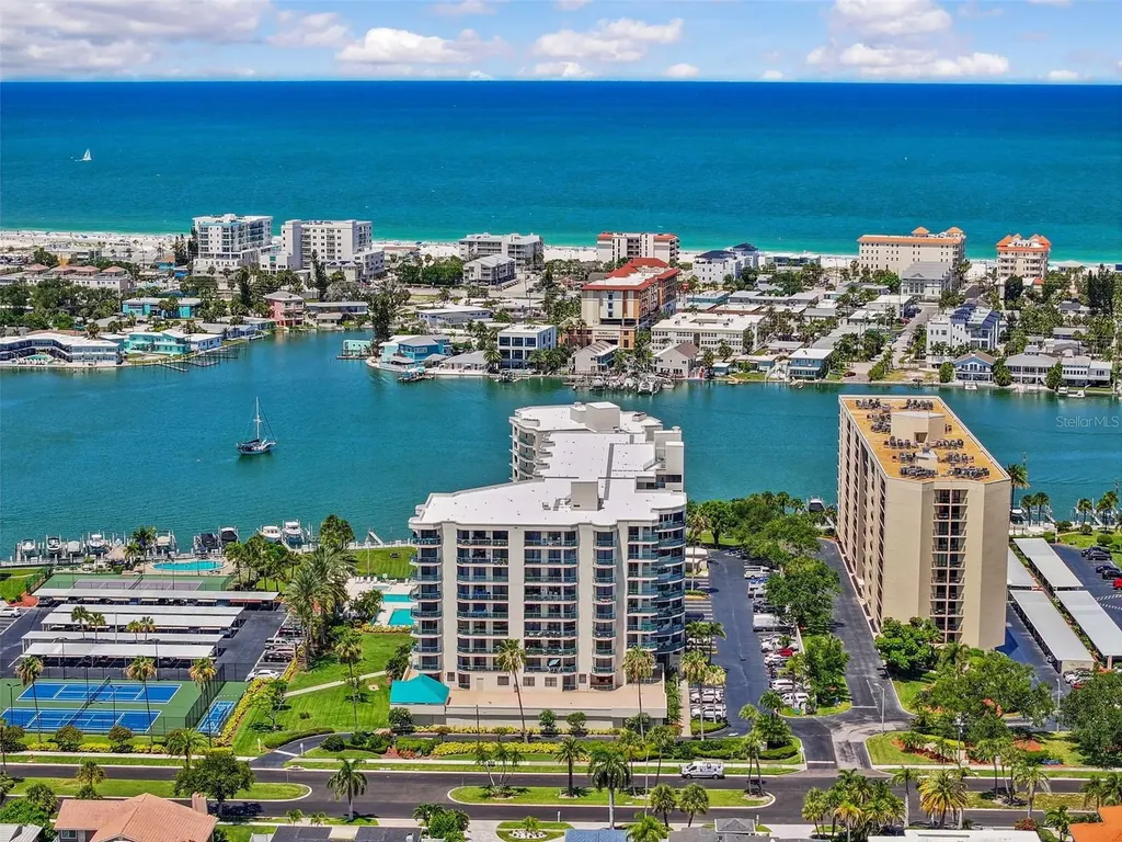 670 Island Way Clearwater Beach FL 33767