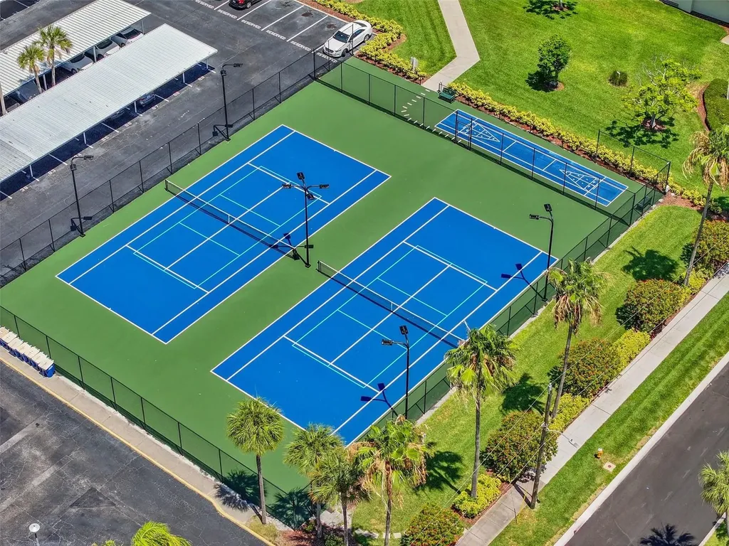 670 Island Way Clearwater Beach FL 33767