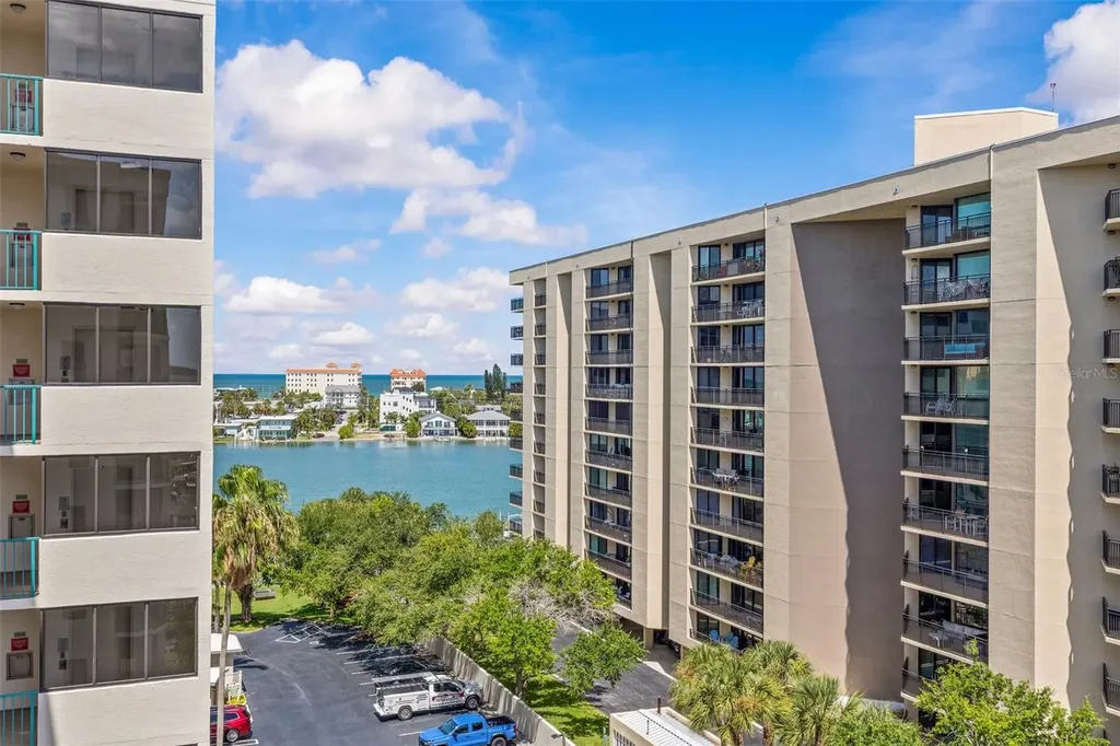 670 Island Way Clearwater Beach FL 33767