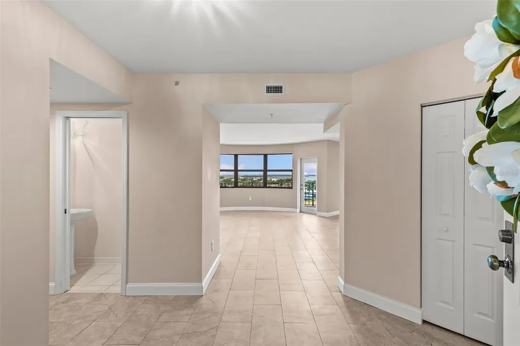 670 Island Way Clearwater Beach FL 33767