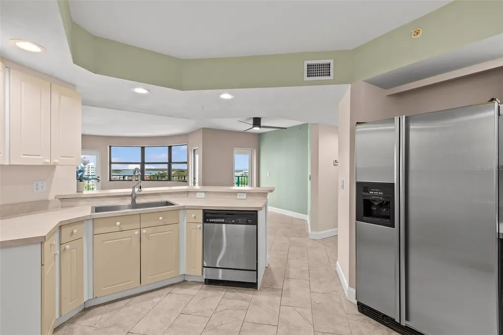 670 Island Way Clearwater Beach FL 33767