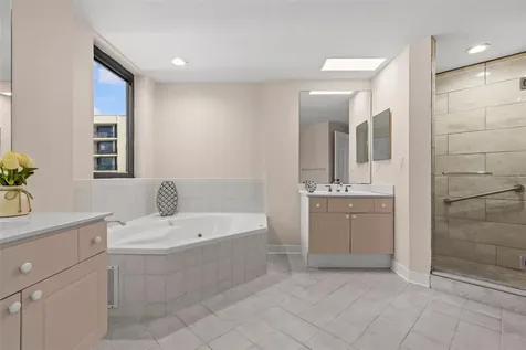 670 Island Way Clearwater Beach FL 33767