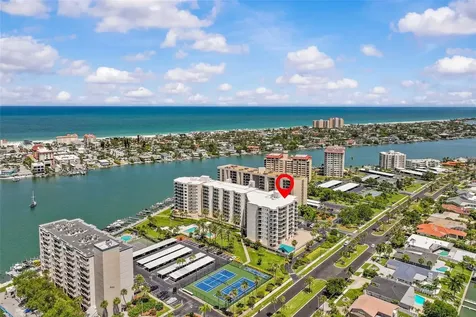 670 Island Way Clearwater Beach FL 33767