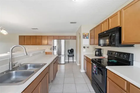 516 Cadiz Drive Groveland FL 34736