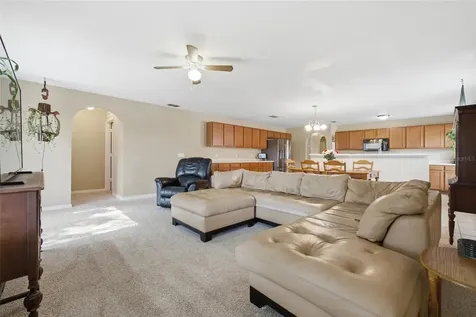 516 Cadiz Drive Groveland FL 34736