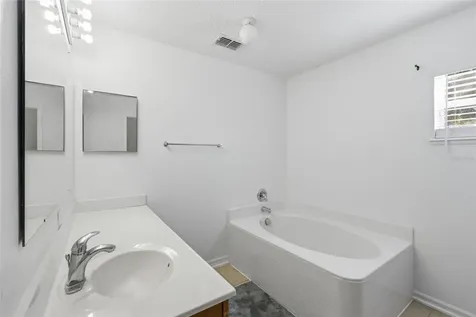 516 Cadiz Drive Groveland FL 34736