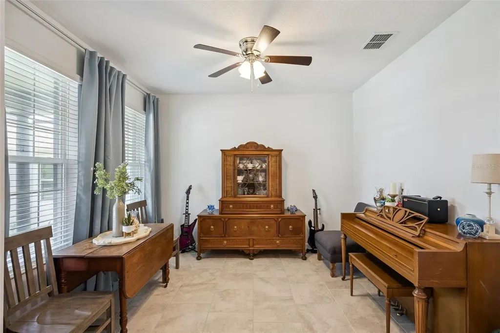 1235 Dora Parc Lane Mount Dora FL 32757