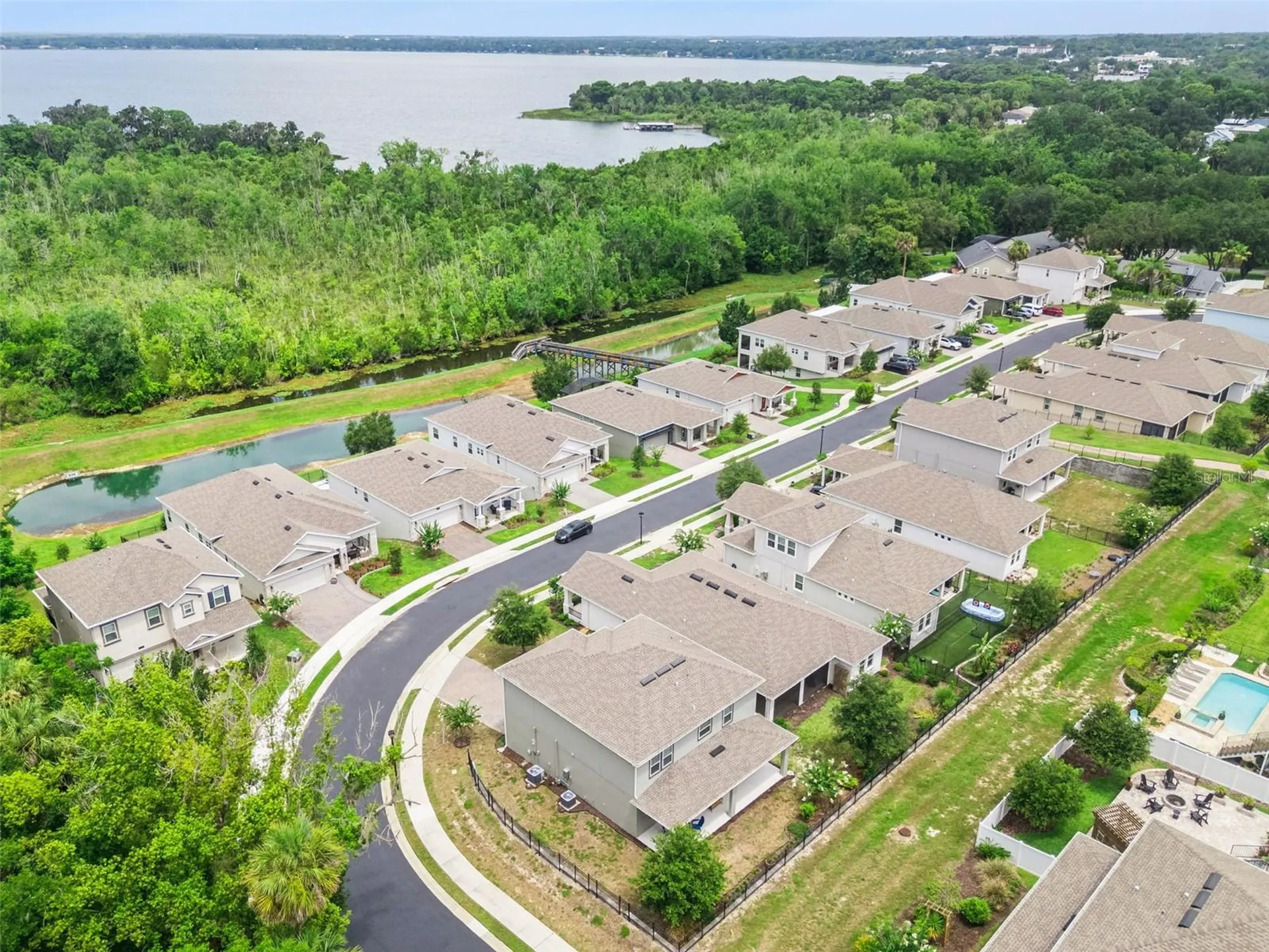1235 Dora Parc Lane Mount Dora FL 32757