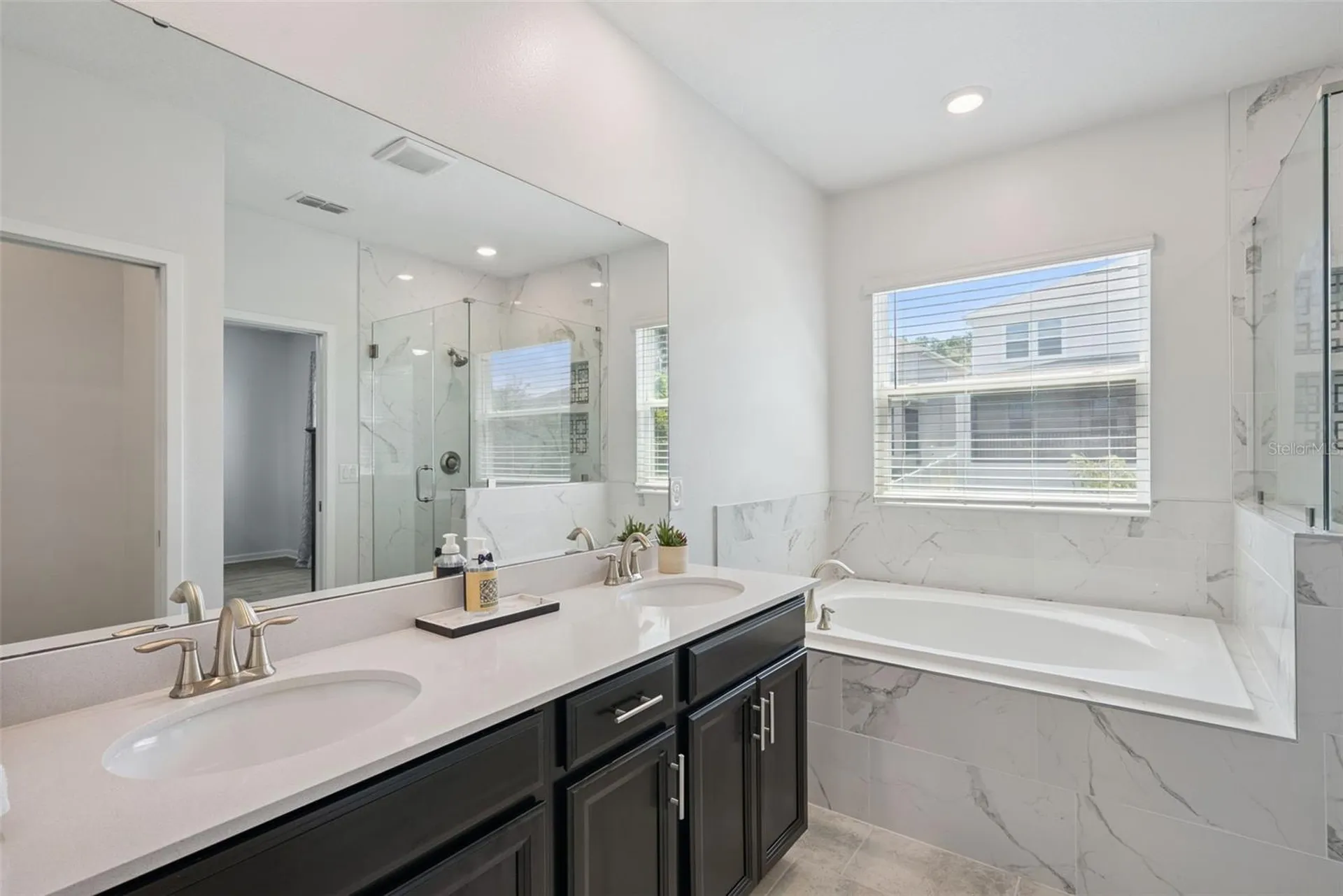 1235 Dora Parc Lane Mount Dora FL 32757