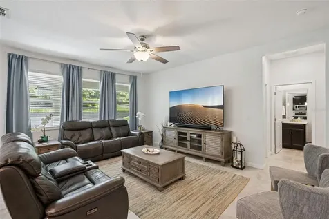 1235 Dora Parc Lane Mount Dora FL 32757