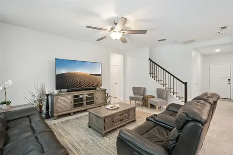 1235 Dora Parc Lane Mount Dora FL 32757