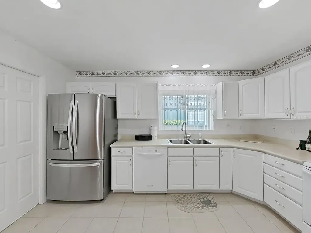 6122 Gentle Ben Circle Wesley Chapel FL 33544