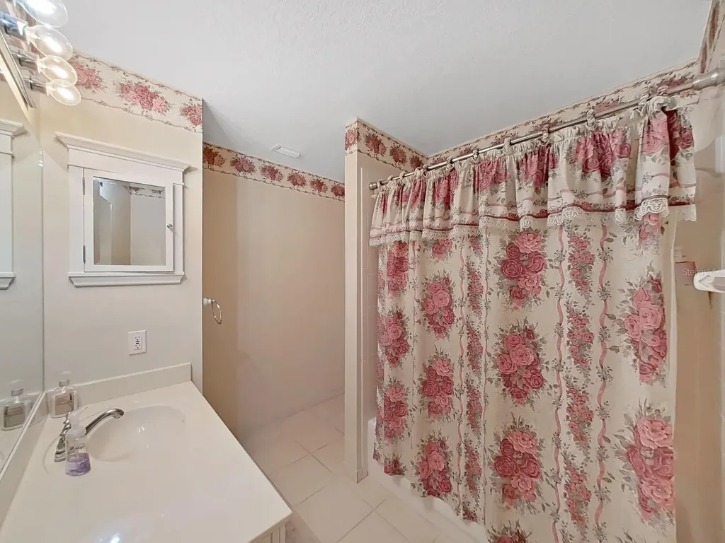 6122 Gentle Ben Circle Wesley Chapel FL 33544