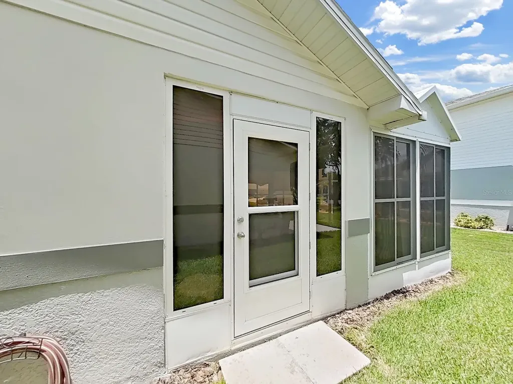 6122 Gentle Ben Circle Wesley Chapel FL 33544
