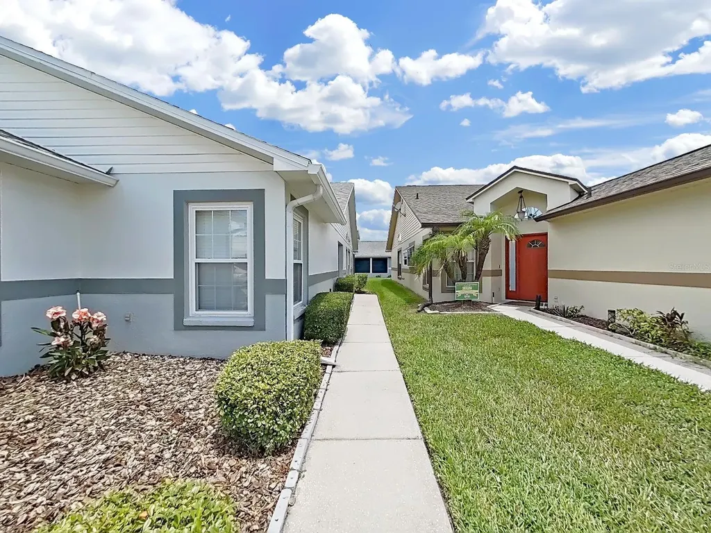 6122 Gentle Ben Circle Wesley Chapel FL 33544