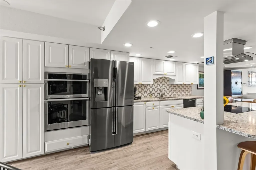 1340 Gulf Clearwater FL 33767