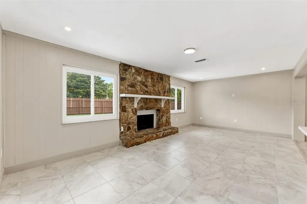 10711 Francis Lane Largo FL 33774