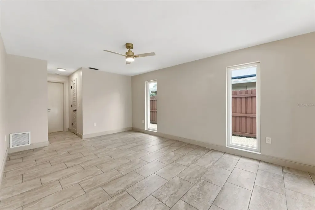 10711 Frances Lane Largo FL 33774