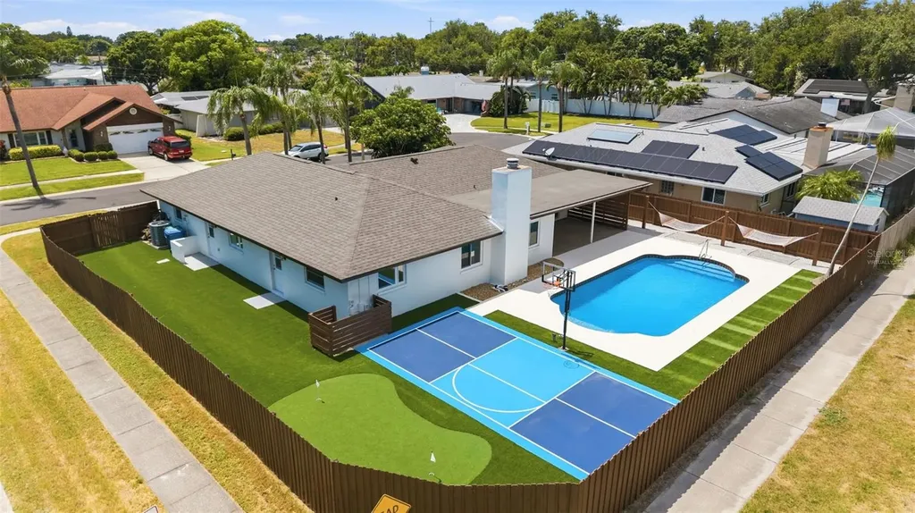 10711 Francis Lane Largo FL 33774