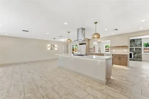 10711 Francis Lane Largo FL 33774