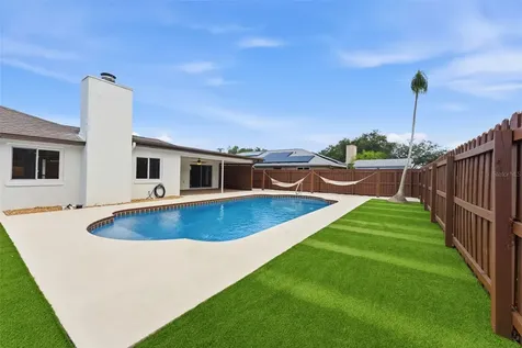 10711 Francis Lane Largo FL 33774