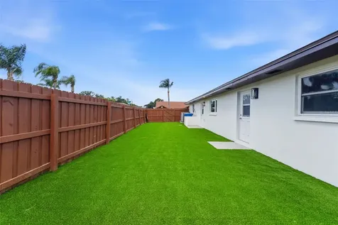 10711 Francis Lane Largo FL 33774