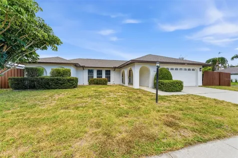 10711 Francis Lane Largo FL 33774