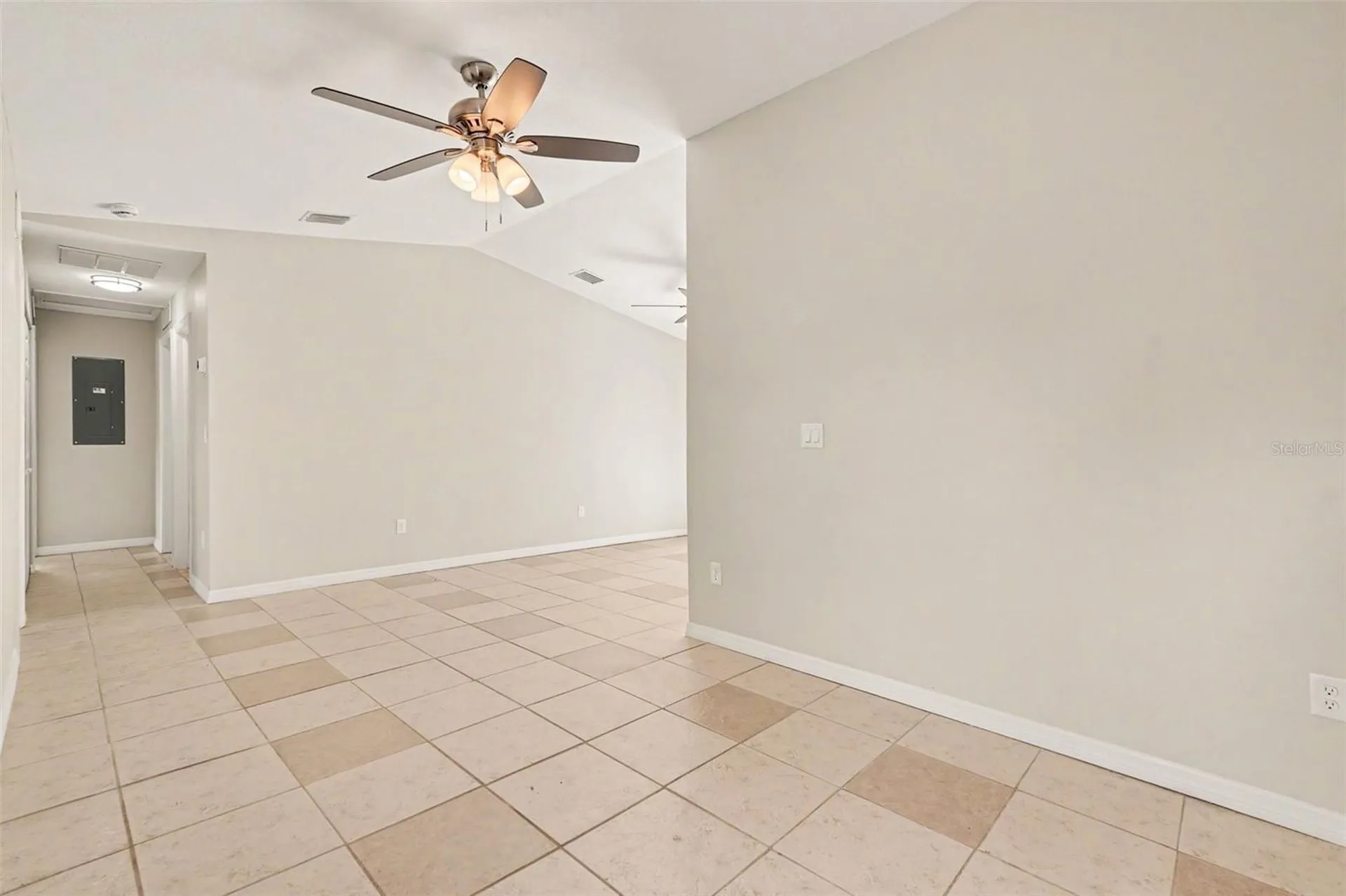 1224 Oak Valley Drive Seffner FL 33584