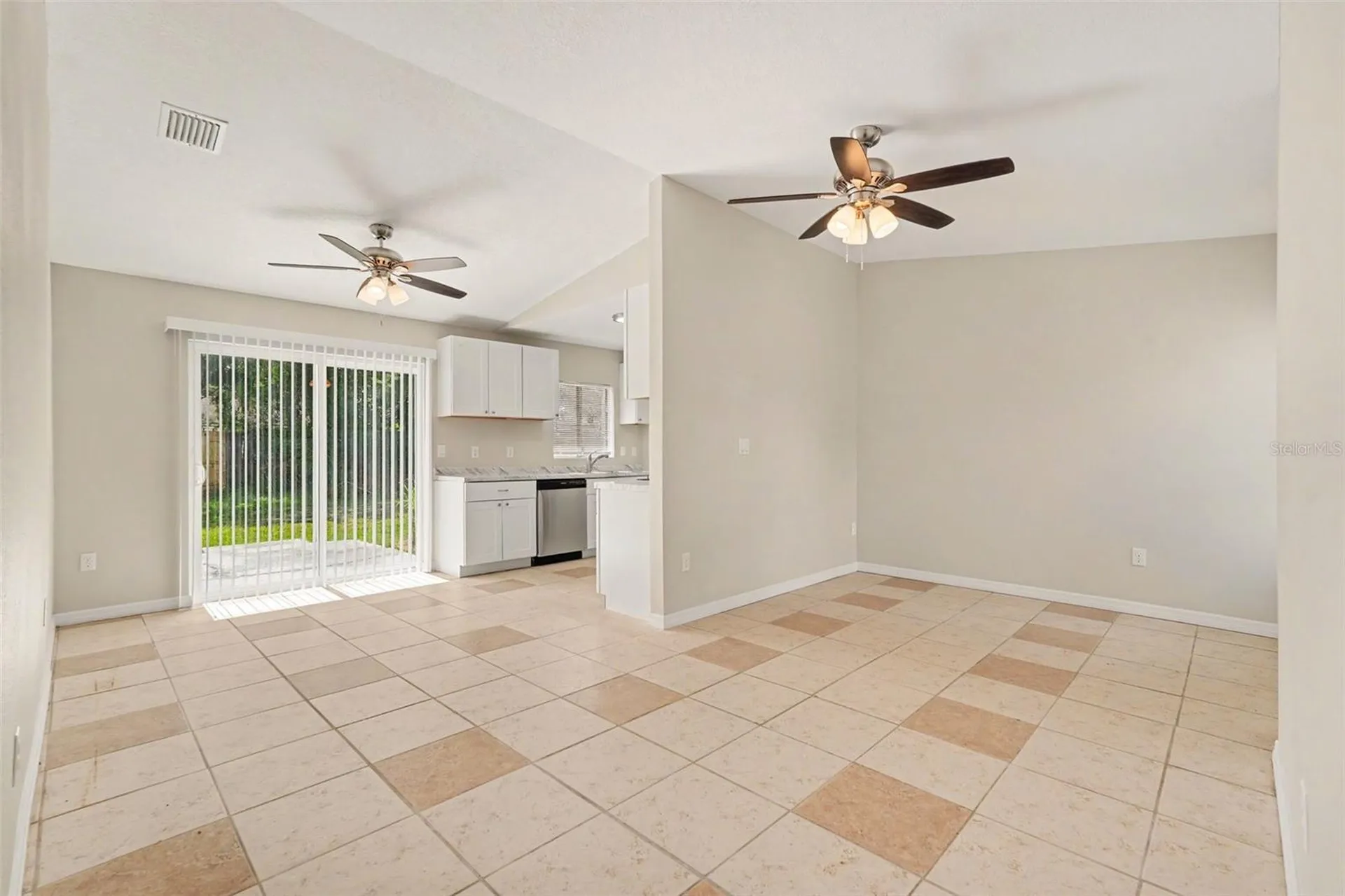 1224 Oak Valley Drive Seffner FL 33584