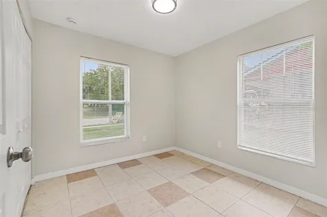 1224 Oak Valley Drive Seffner FL 33584
