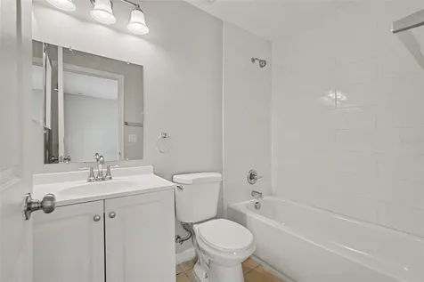 1224 Oak Valley Drive Seffner FL 33584